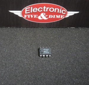 MC1350P Motorola Monolithic IF Amplifier IC - Picture 1 of 1