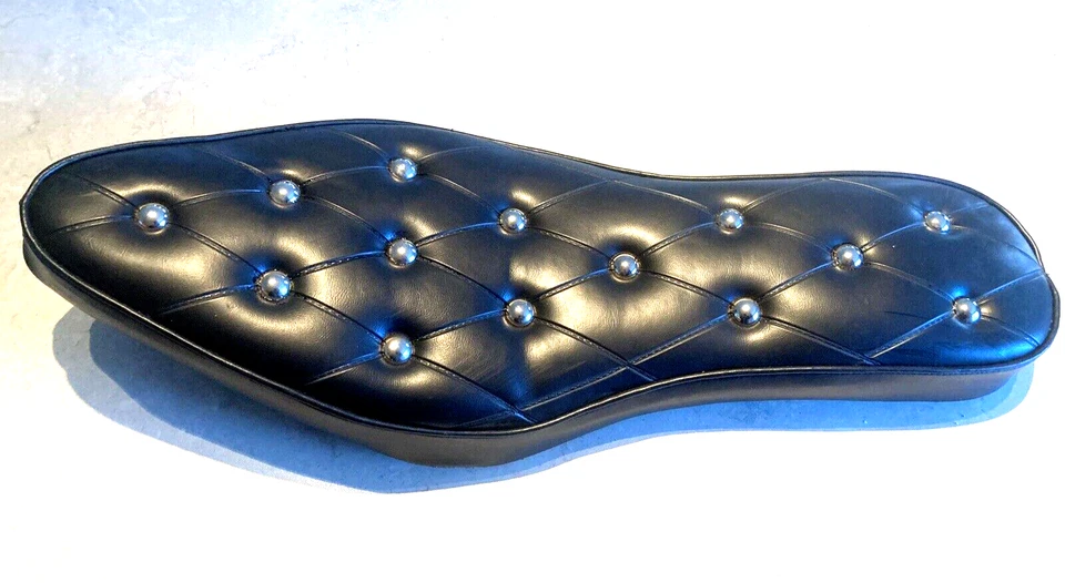 Ironhead 复古座椅黑色 Tuck & Roll * 铬纽扣 Harley XL Sportster — 第 1/4 张图片