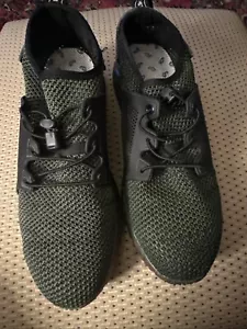 Adidas Die Weltmarke Mit Den 3 Stripes Green Shoes Steel Toe Size US 9.5; EU 44 - Picture 1 of 6
