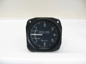 United Instrument 7040B Vertical Speed Indicator - PN: 50-384073 - Picture 1 of 7