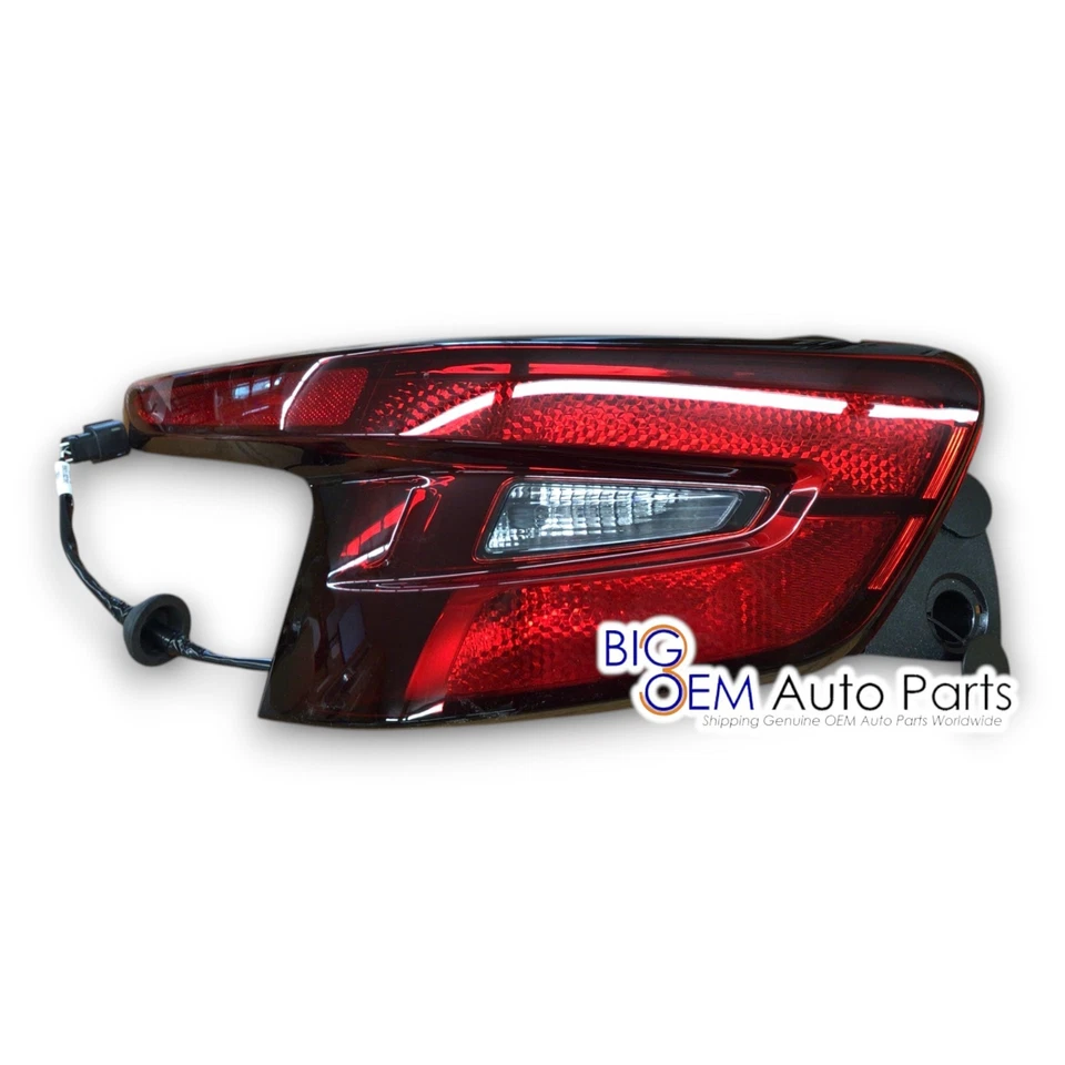 Luz trasera lateral del conductor Chevrolet Trax 2024-2026 nueva OEM 42905695 Foto 1 de 4