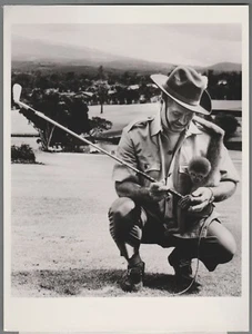 Foto publicitaria vintage de B&W de CBC Wonderful World of Golf Jimmy Demaret - Imagen 1 de 2