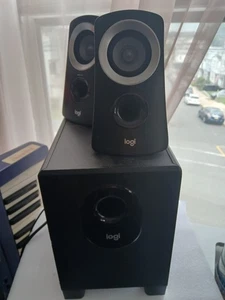 LOGITECH Z313 2.1 Speaker System PC Mac Windows Computer Laptop 3.5mm Subwoofer - Afbeelding 1 van 2