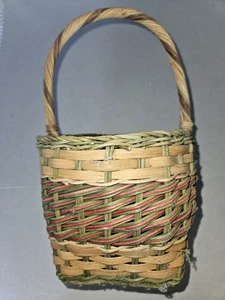 Tejido a Mano Vintage Años 60 Reunión CESTA DE PASCUA Mango de Mimbre Rosa Verde Apretado - Imagen 1 de 10