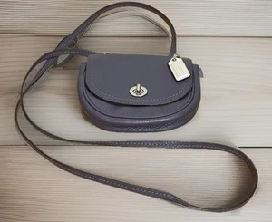 Damen Coach lila Leder Drehverschluss Klappe Park Mini Crossbody Handtasche. - Bild 1 von 8