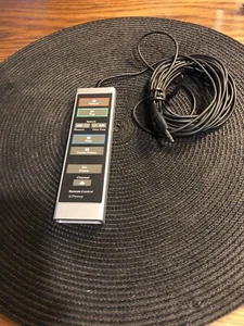 Mando a distancia con cable JCPENNEY DE COLECCIÓN - Grabar - Reproducir - Marco - FF/RW - Imagen 1 de 4