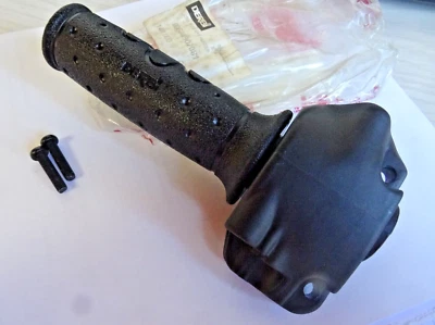ER. Derbi GP1 Revolution Hunter Predator LC GPR Paddock Replica Gas Grip Handle - Image 1 of 4