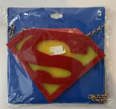 Superman Novelty Fun necklace Laser cut yellow and red plastic - Image 1 of 2