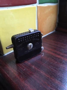 vintage Bowls Measuring Device,Herbert Terry & sons - Picture 1 of 5