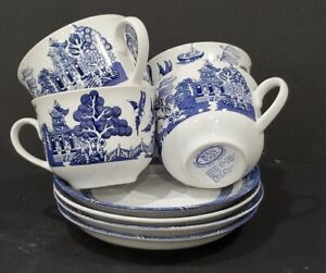 Beautiful Royal Oak Blue Willow Tea set of four sets of Tea Cup & Saucer 1980's