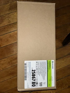 Halyard Fluidshied 1. One Box Sealed 500 - Picture 1 of 4