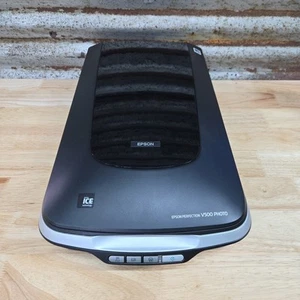 Epson Perfection V500 Photo Scanner ONLY *No Power Cord* TESTED - WORKING J251A - Picture 1 of 12