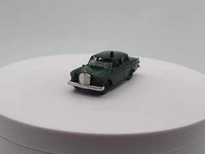 Mercedes Benz 190 Codine Polizei Praline 1/87 - Picture 1 of 2