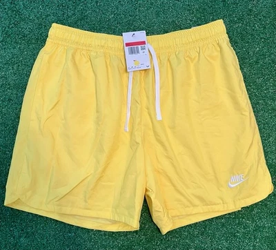 Pantalones cortos Nike Sportswear tejidos forrados fluidos talla grande amarillos para hombre DM6829-765. Foto 1 de 4