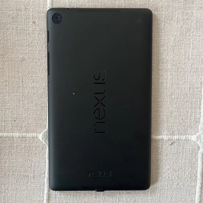 Nexus 7 (2.ª generación) 32 GB, Wi-Fi, 7 pulgadas - negro Foto 1 de 4