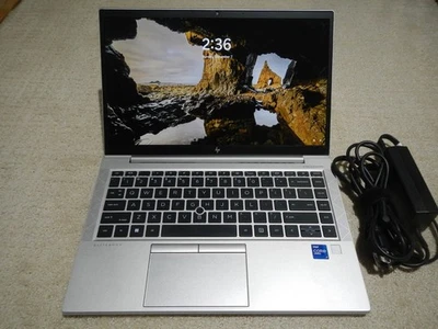 HP ELITEBOOK 840 G8 i7-1185G7  3.00 GHZ 32GB  512GB / HP 65W adapter - Image 1 of 4