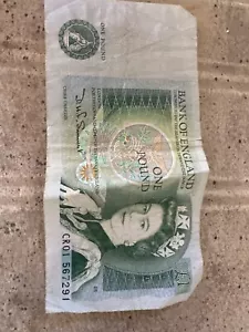 BANK OF ENGLAND ONE POUND NOTE 1980 Queen Elizabeth II as pictured CW63 284208 - Picture 1 of 2