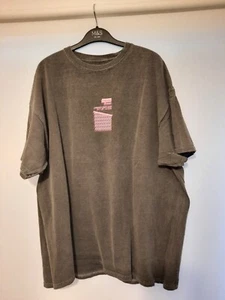 Mens URBAN OUTFITTERS oversized fit Tonkotsu Ramen Japanese Street Food Tshirt L - Picture 1 of 4