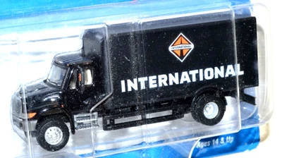 HO=1/87 RTR vehicle Walthers International 4300 box delivery van truck BUILT-BLK - Image 1 of 4