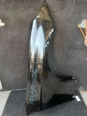 Mercedes CLS500 2006 guardabarros delantero derecho negro Foto 1 de 4