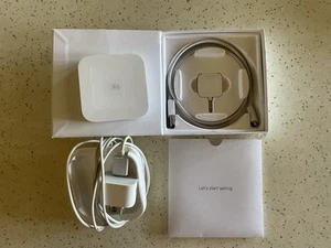 Square Reader And Dock - Picture 1 of 3