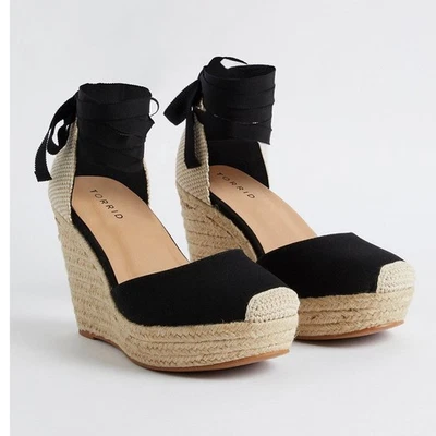 Nuevo Torrid 9WW 9 Ancho Sexy Negro Plataforma Alpargata Lona Cuña 4" Tacón Zapatos Foto 1 de 4