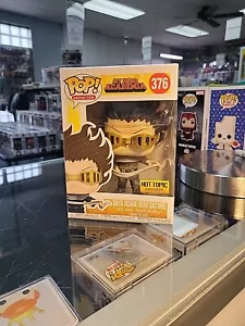 Funko Pop! Disfraz de héroe exclusivo My Hero Academia Shota Aizawa #376 con protector - Imagen 1 de 6