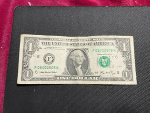 RARE-BINARY NOTE $1 ONLY 2 NUMBERS (0 AND 5) 05000505 - FANCY BINARY CURRENCY - Picture 1 of 5