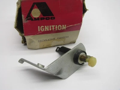 Interruptor de luz de freno Ampco DY80998 para Plymouth Valiant 1967-1968 Foto 1 de 3