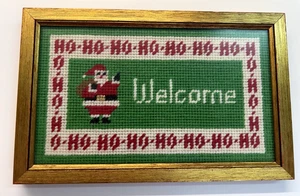 Arte de pared vintage de Navidad de Santa Ho Ho bienvenida punto de cruz enmarcado 8"x 5" - Imagen 1 de 5