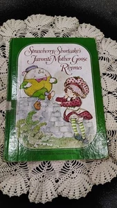 Strawberry Shortcake's Favorite Mother Goose Rhymes - Hardcover Vintage 1983 - Picture 1 of 9