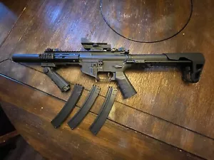 King Arms PDW SBR AEG with 3x Extra magazines - Picture 1 of 6