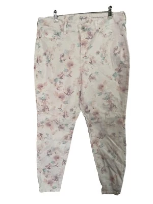 Pantalones de mezclilla Style & Co 14 blancos multicolores florales curvas pierna ajustada algodón Foto 1 de 4