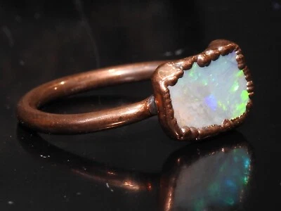 Anel de cobre folheado a opala australiana Electra multi fogo polido áspero para presente - Imagem 1 de 4
