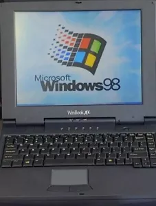 WinBook XL 233 MHz MMX 32 MB RAM 2,1 GB HDD Windows 95 98SE o 2000 grado A vintage - Foto 1 di 24