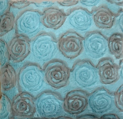 Designer 16"x16" THREE D FLORAL LININ AND FUR CUSHION COVER/ THROW/ PILLOW COVER - Image 1 of 4