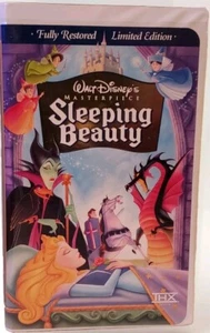 WALT DISNEY'S MASTERPIECE COLLECTION SLEEPING BEAUTY Vintage & Original VHS FILM - Picture 1 of 3