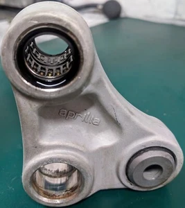 Aprilia ETX 125 Fahrwerk Gestänge AP8135713 RX/SX/MX - Bild 1 von 5