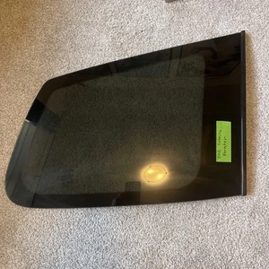 Subaru Forester 2009-2013 pasajero lado derecho cuarto vidrio tinte privacidad OEM - Imagen 1 de 3