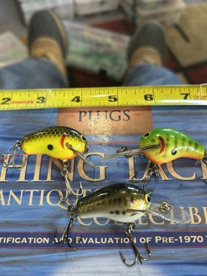 LOTE DE 3 BAGLEY BITTY B’S VINTAGE EN 3 BONITOS PATRONES DE COLOR. 1 poco profundo, 2 profundo** Foto 1 de 4