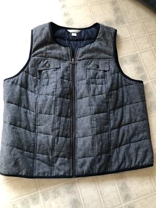 CJ BANKS Linen Blend QUILTED Puffy Chambray VEST SIZE 2X ZIP FRONT Vest - Picture 1 of 5