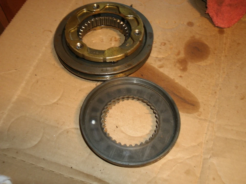 445/03300 - JCB BACKHOE SYNCHRONISER ASSEMBLY - Image 1 of 1