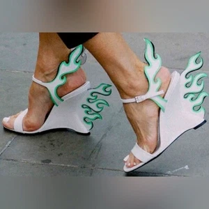 New PRADA Flame Patent-Leather Sandals 36 $1,100 - Picture 1 of 15