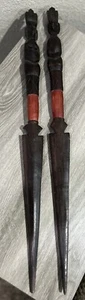 Vintage afrikanische handgeschnitzte Stammesfigur Mann/Frau Zeremonienschwert 2er Set - Bild 1 von 6