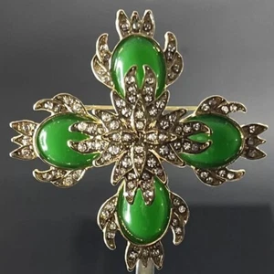 Gripoix Style Maltese Cross Brooch Pin Gold Tone Green Rhinestone Starburst - Picture 1 of 7