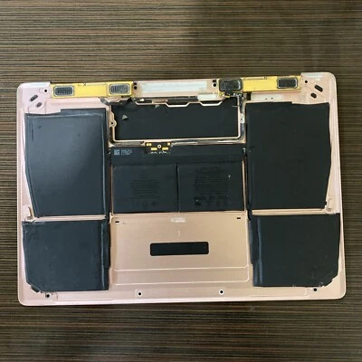 Capa inferior Apple MacBook 12 polegadas meados de 2017 com bateria ouro rosa 661-06792 - Imagem 1 de 4