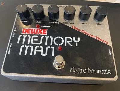 Electro Harmonix Deluxe Memory Man Analog Delay / Chorus / Vibrato Pedal AU 240V - Image 1 of 4