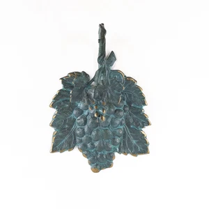 Metal Grapes Wall Hook Made In Greece Patina Rustic Old World Artisan Classical - Picture 1 of 7