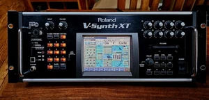 Roland V-Synth XT Synthesizer, Vocal Designer, D-50, UK, Boxed, Extra Sounds +++ - Bild 1 von 6