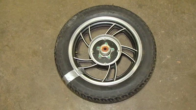 Llanta trasera Yamaha xj650 Maxim 650 Y230 1981 16" Foto 1 de 4